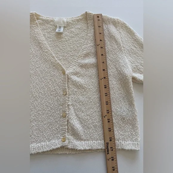 H&M Cream Knit Short Sleeve Cardigan Gold Button Textured Sweater Size Small - Picture 9 of 9